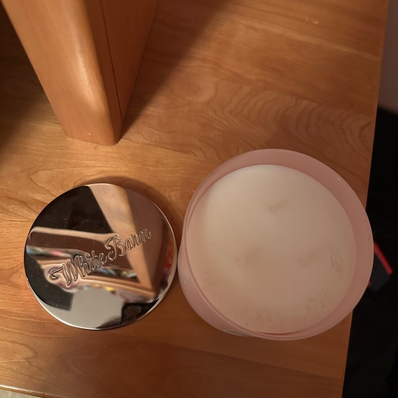 B&BW CANDLE: CRUSHED CANDY CANE - Picture 2 of 3